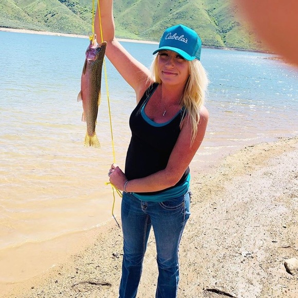 Meet your Posher, Alexis - Picture 2 of 4